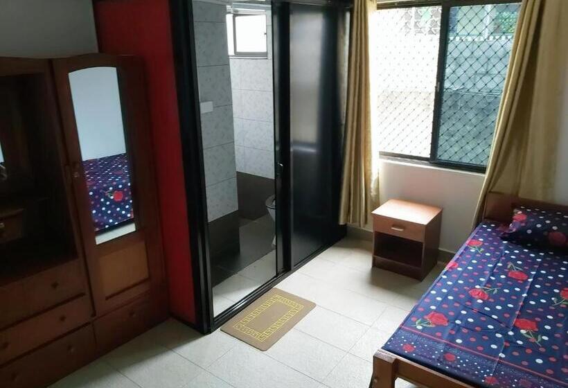 پانسیون Barrett Accommodation Budget Rooms