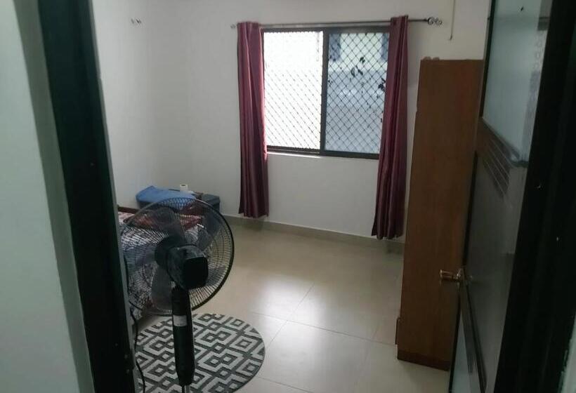 Пансион Barrett Accommodation Budget Rooms