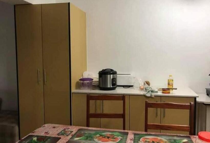 Пансион Barrett Accommodation Budget Rooms