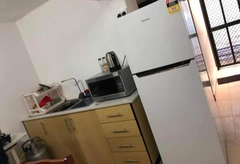 Пансион Barrett Accommodation Budget Rooms