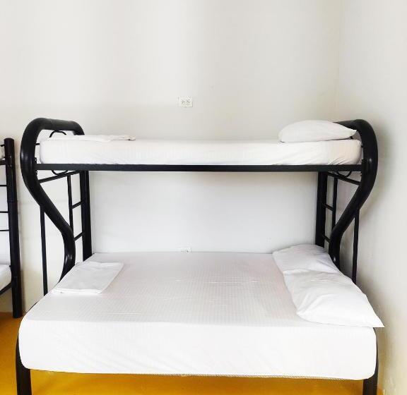 پانسیون Amalaya Hostel