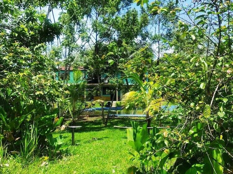 膳宿费 Amalaya Hostel