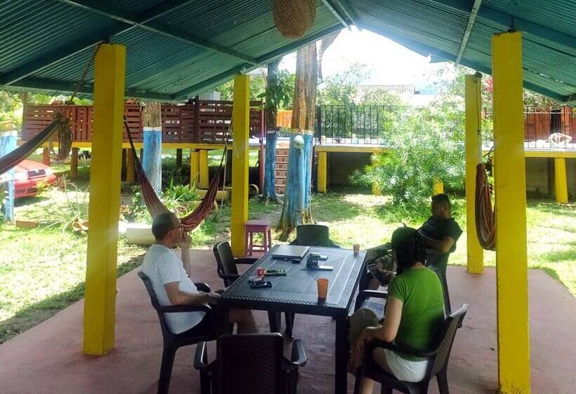 膳宿费 Amalaya Hostel