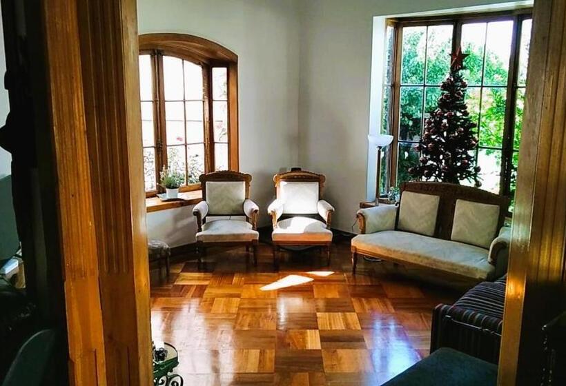 Pensión Antigua Viña Bed And Breakfast