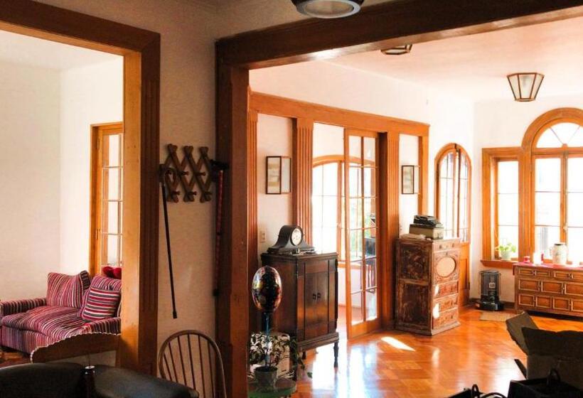 Pensión Antigua Viña Bed And Breakfast