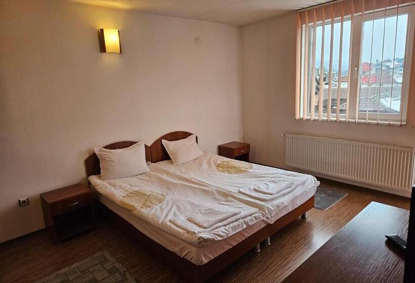 Пансион Cтаи за гости бърдареви