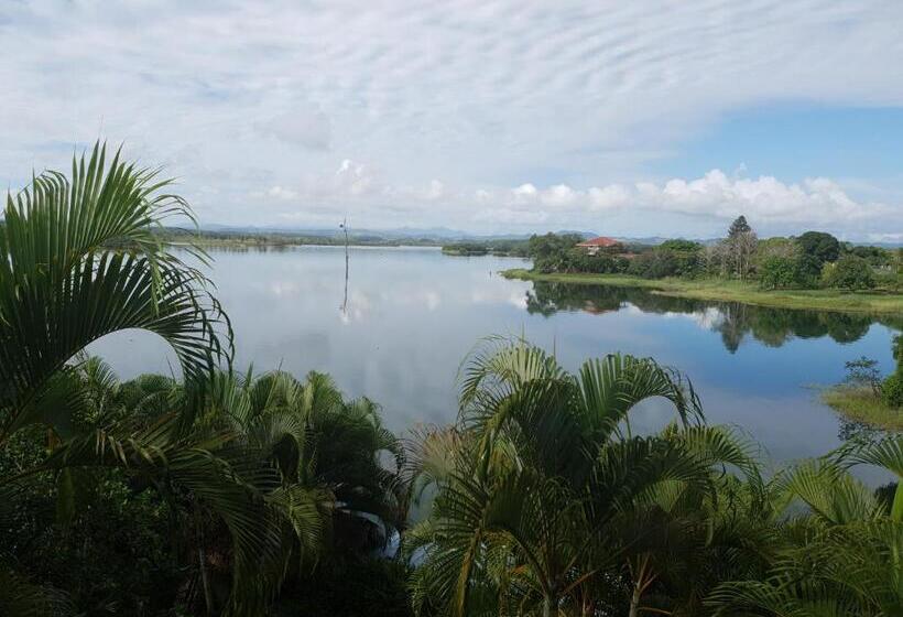 פנסיון Cabana S On Gatun Lake In Arenosa