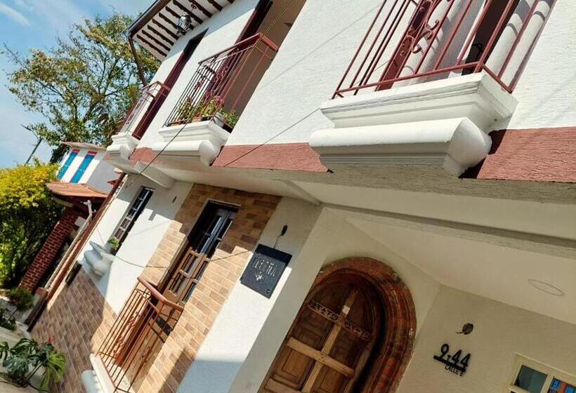 پانسیون Casa Helena