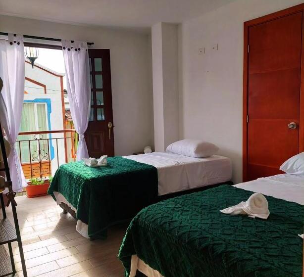 بنسيون Casa Helena