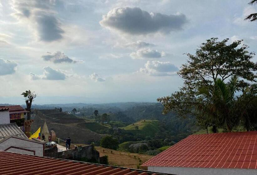 بنسيون Casa Helena