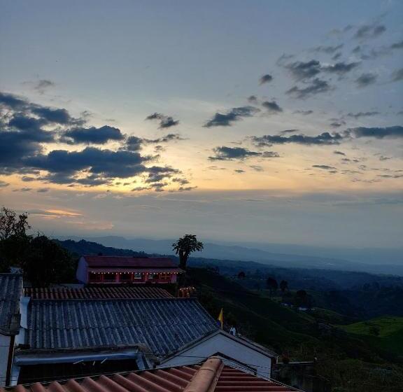 بنسيون Casa Helena