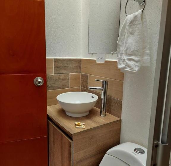 بنسيون Casa Helena