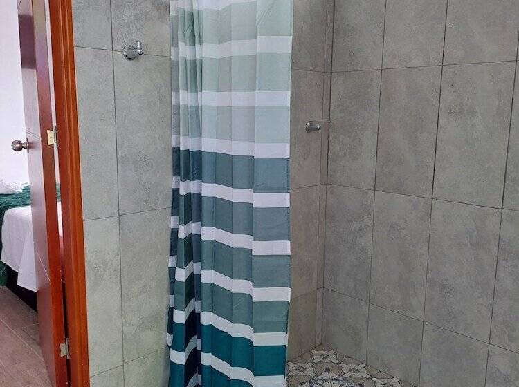 بنسيون Casa Helena