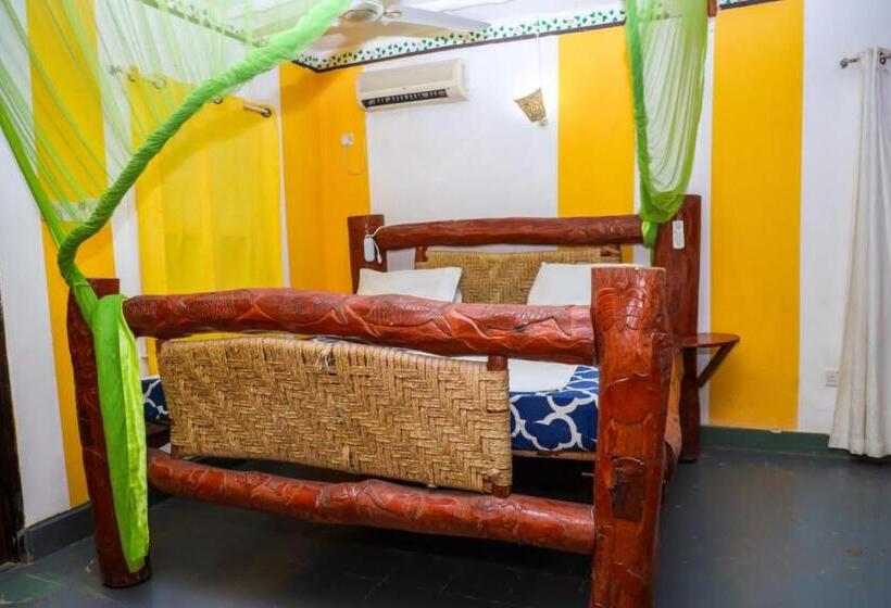 펜션 Diani Peaceful Garden