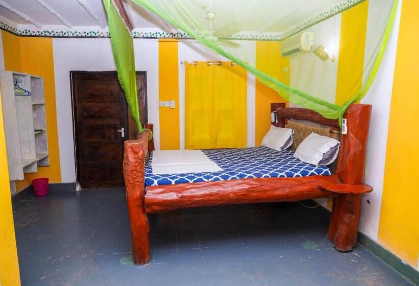 펜션 Diani Peaceful Garden