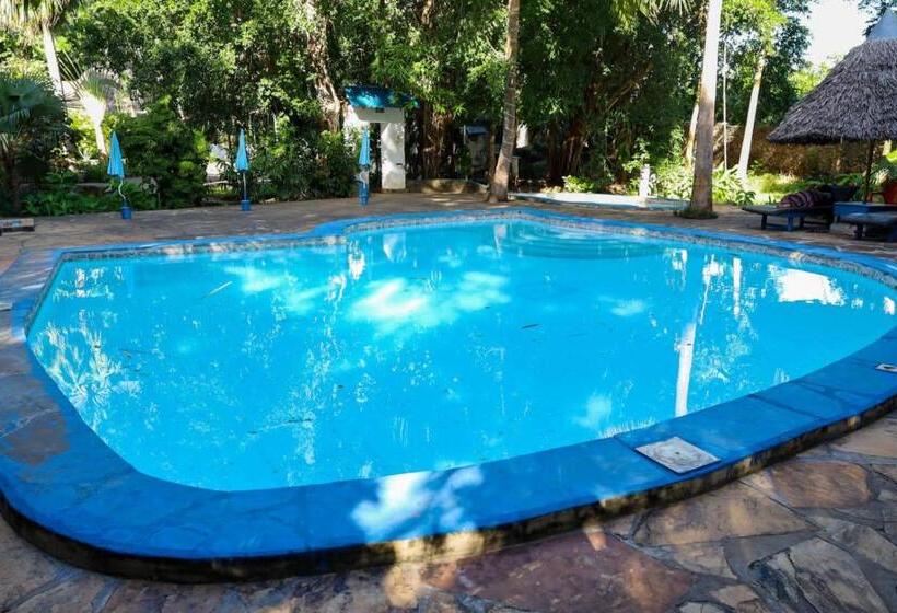 펜션 Diani Peaceful Garden