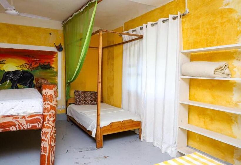 펜션 Diani Peaceful Garden