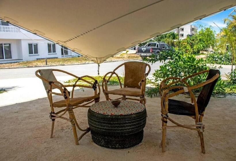 بنسيون Fumba Apartment