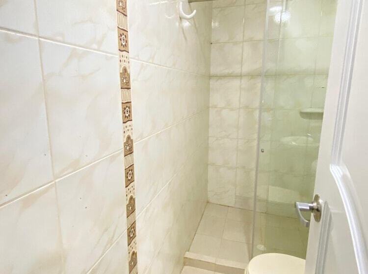 פנסיון Guakmaya Hostel