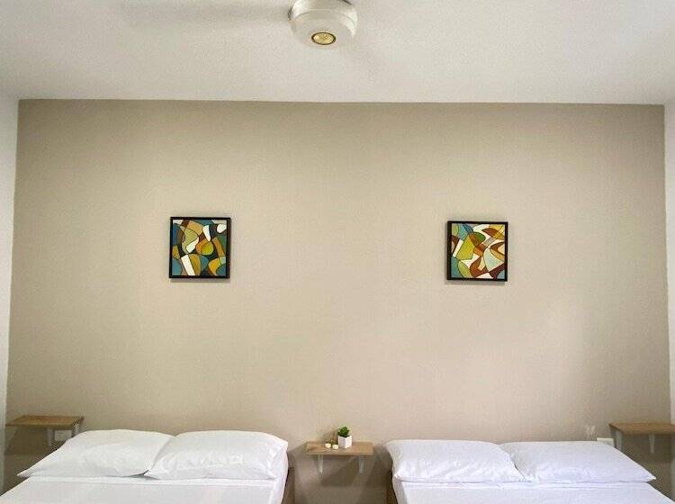 פנסיון Guakmaya Hostel