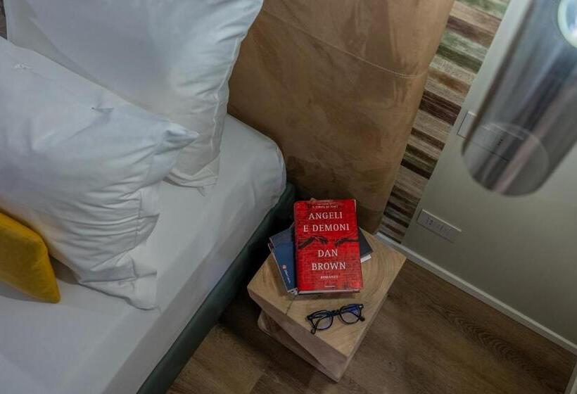 پانسیون Hi Room