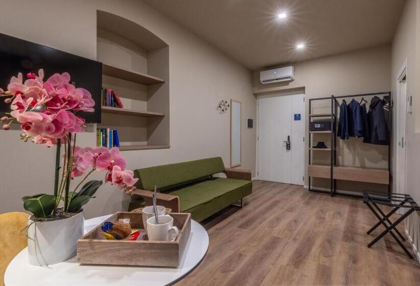 پانسیون Hi Room