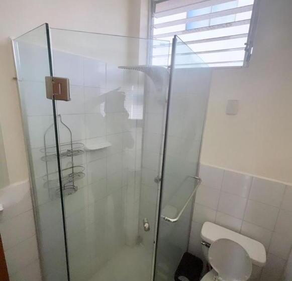 پانسیون Hostal Judy Suites