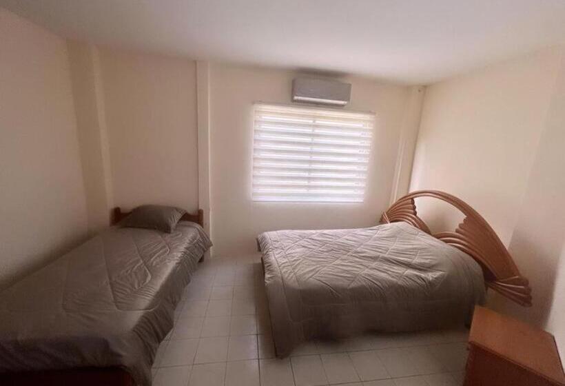 پانسیون Hostal Judy Suites