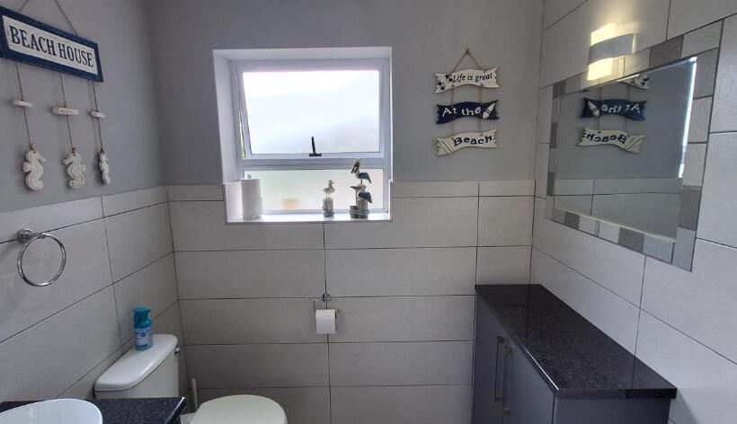 بنسيون Island Flip Flop Holidays