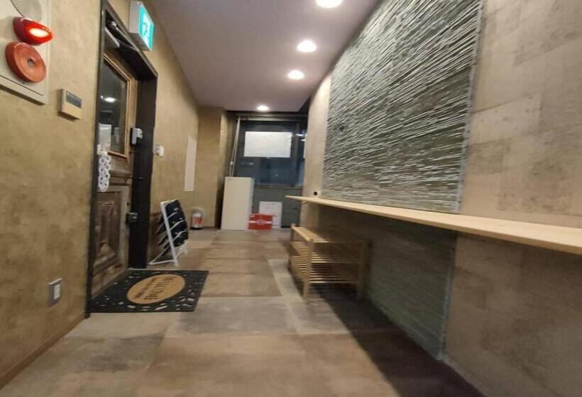 פנסיון M&h Building 3f   Vacation Stay 33376v