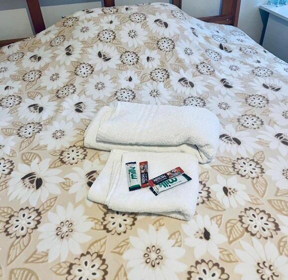 بنسيون Mia Property Two Mile Hill