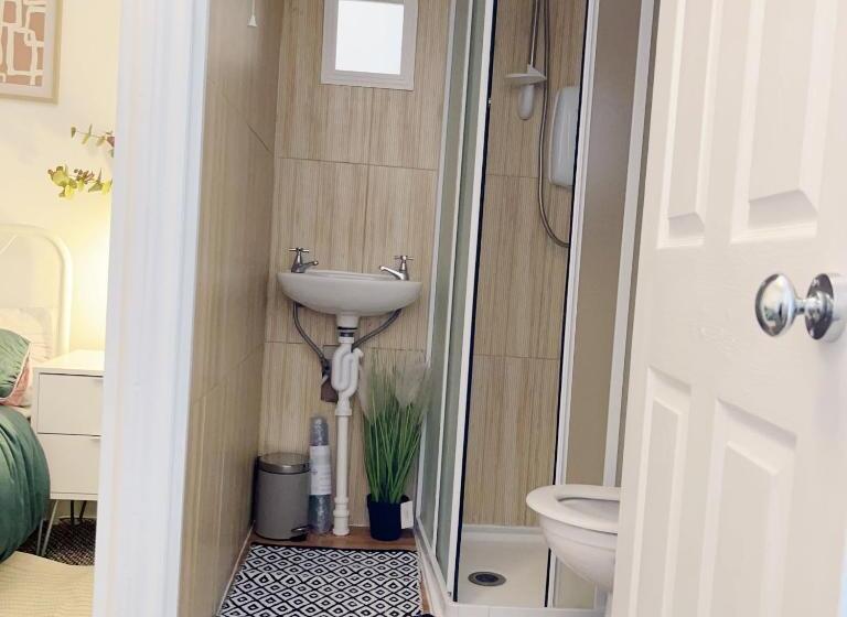 펜션 Monk S Lodge Private En Suite Room Cv1