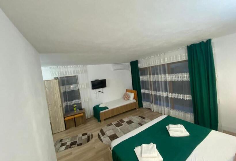 פנסיון Paradiso Resort