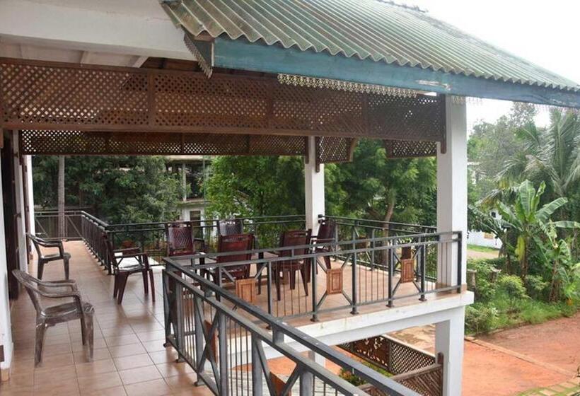 ペンション Queen Inn Anuradhapura