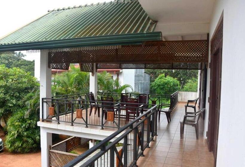 ペンション Queen Inn Anuradhapura