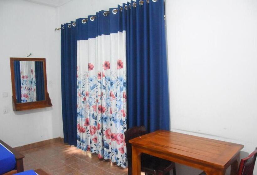 ペンション Queen Inn Anuradhapura