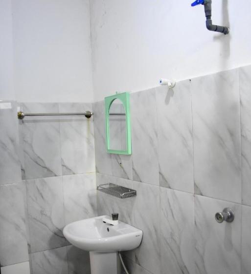 ペンション Queen Inn Anuradhapura