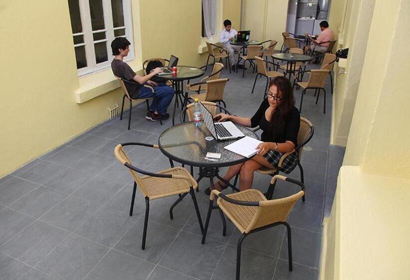 פנסיון Residencia Wenuikan