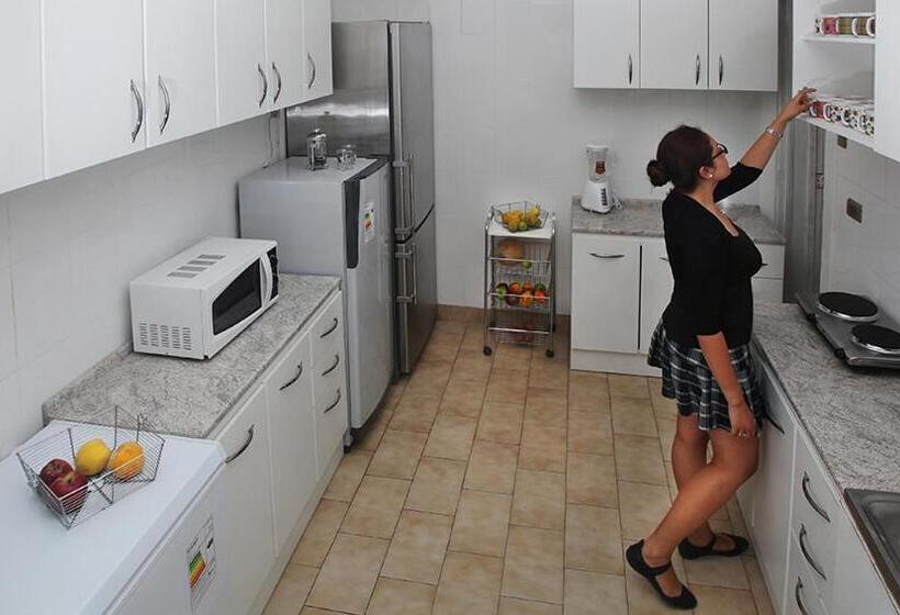 פנסיון Residencia Wenuikan