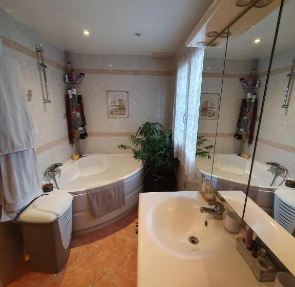 بنسيون Room In Bb   Nathalies Home   2 Bedrooms Breakfast