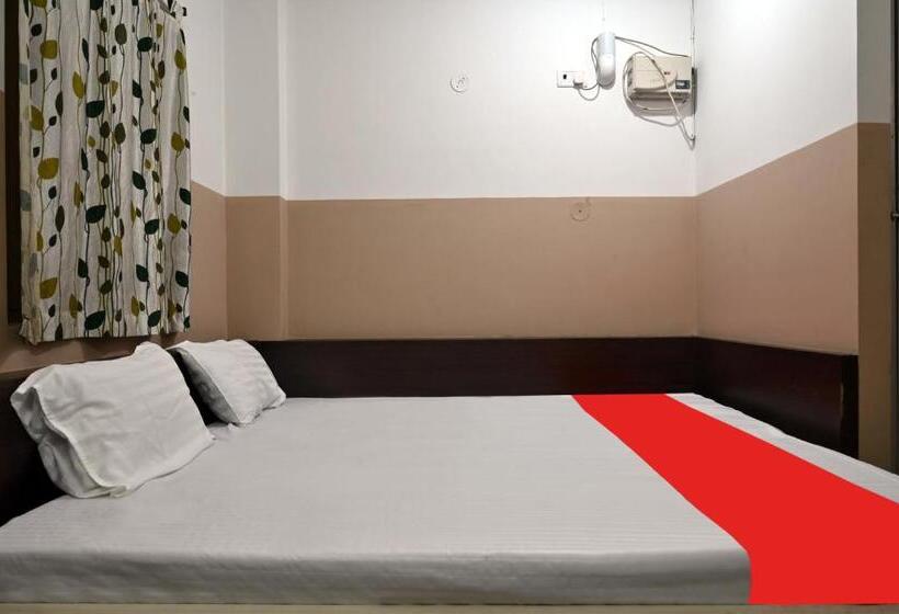 פנסיון Shanti Guest House