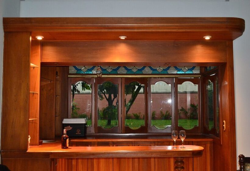 ペンション Sun House