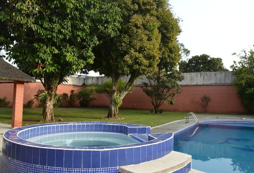 ペンション Sun House