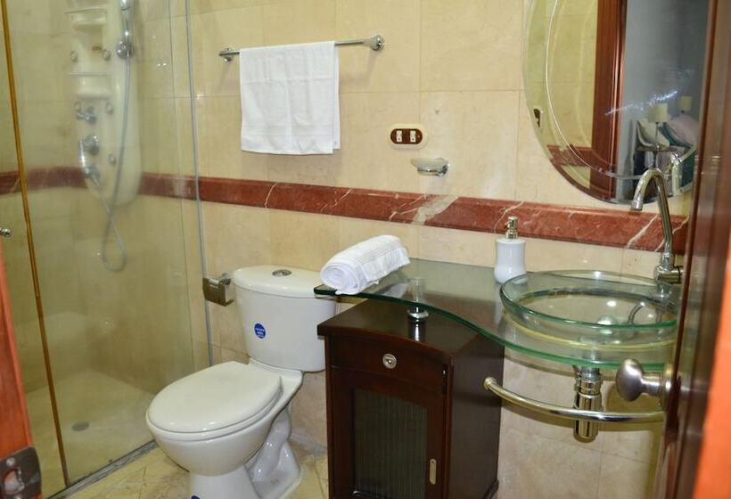 ペンション Sun House