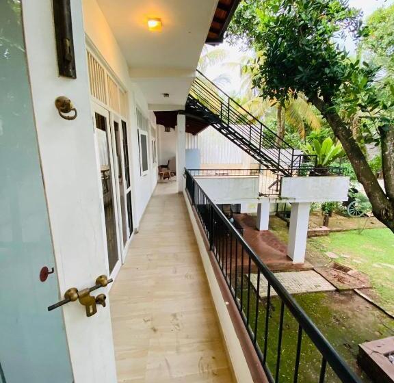 Пансион The Brothers