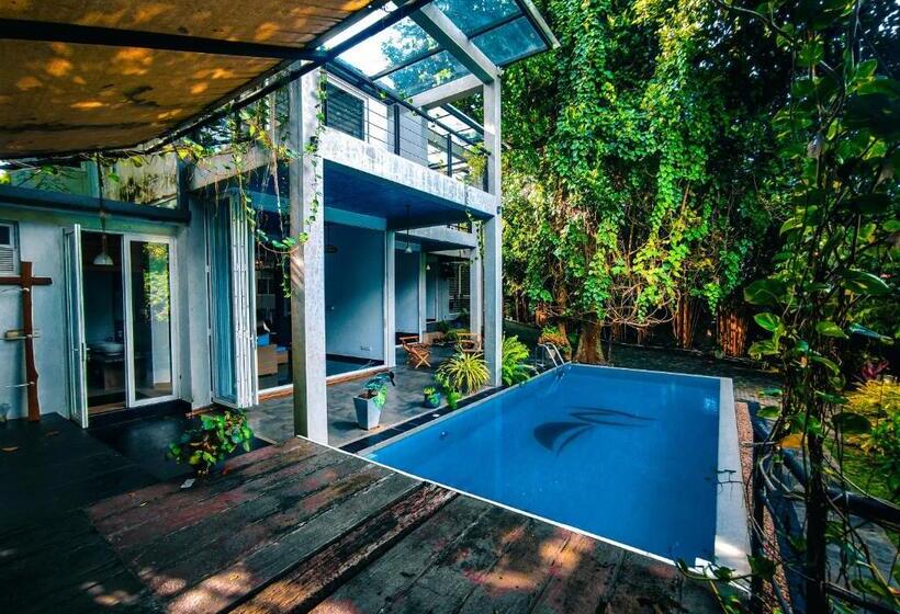 פנסיון The Yacht Villa Near Colombo International Airport