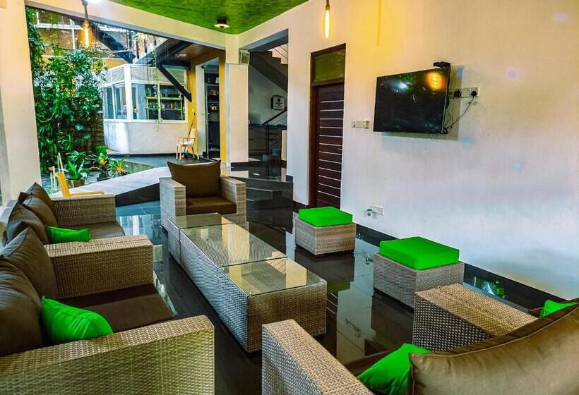 פנסיון The Yacht Villa Near Colombo International Airport