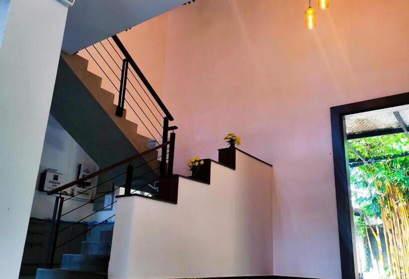 膳宿费 The Yacht Villa Near Colombo International Airport