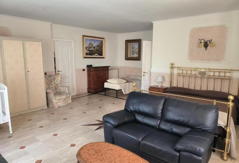 بنسيون Villa Alessandria