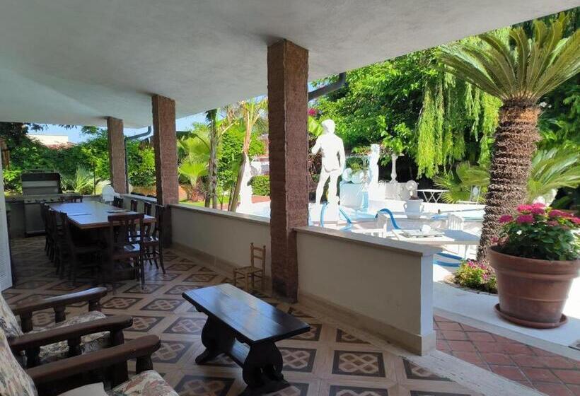 بنسيون Villa Alessandria